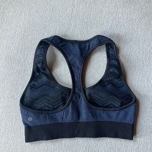 Lululemon Sports Bra - racer back navy/black reversible